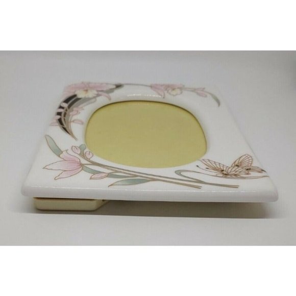 Vintage Ceramic Picture Frame Decorative Photo Frame Made in Japan 5 1/4x3 3/4 - Picture 3 of 12